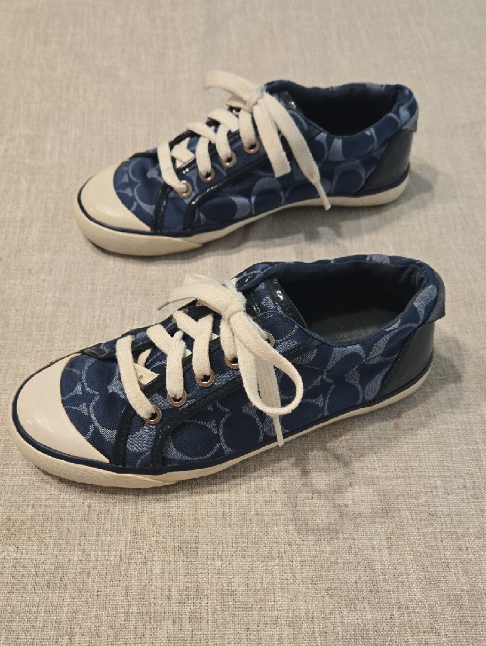 Coach Women's Barrett Sneakers Dark and Light Blue With Coach Logo - Picture 4 of 4